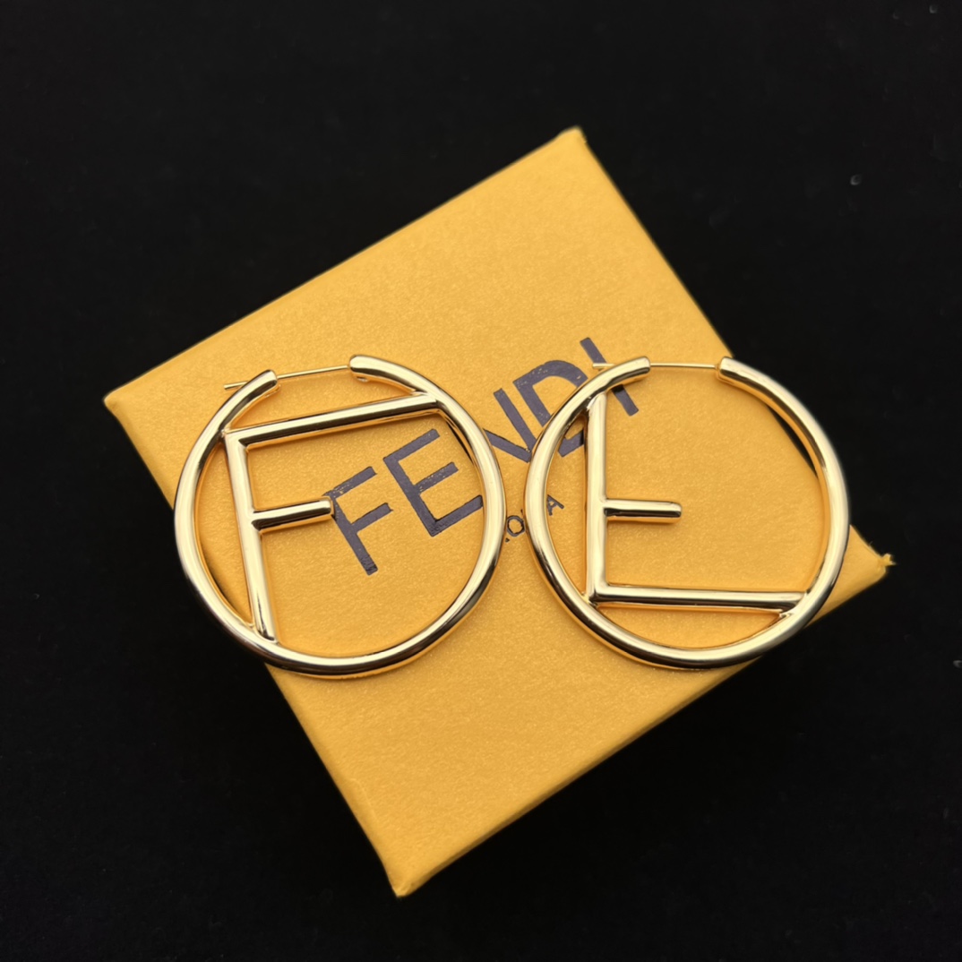 Fendi Earrings - DesignerGu