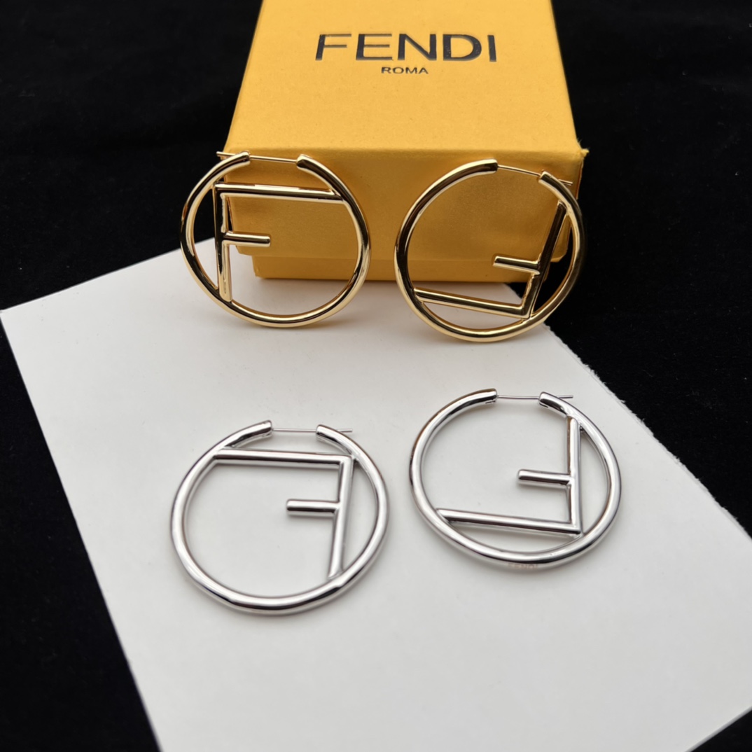 Fendi Earrings - DesignerGu