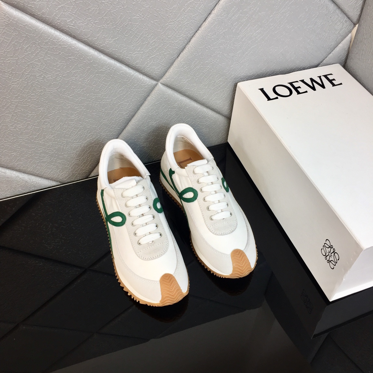 Loewe Flow Runner In Calfskin - DesignerGu