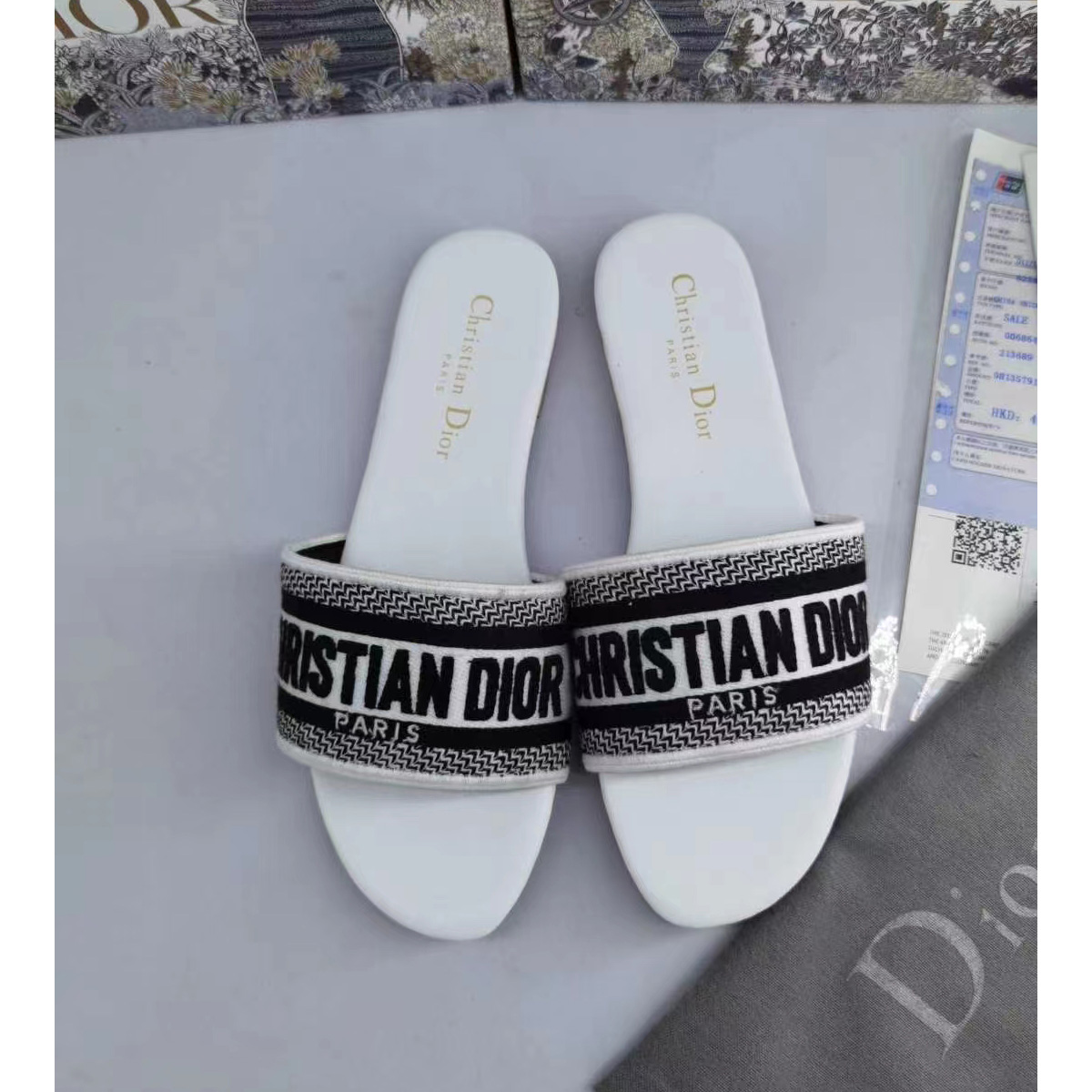 Dior Women Slides - DesignerGu