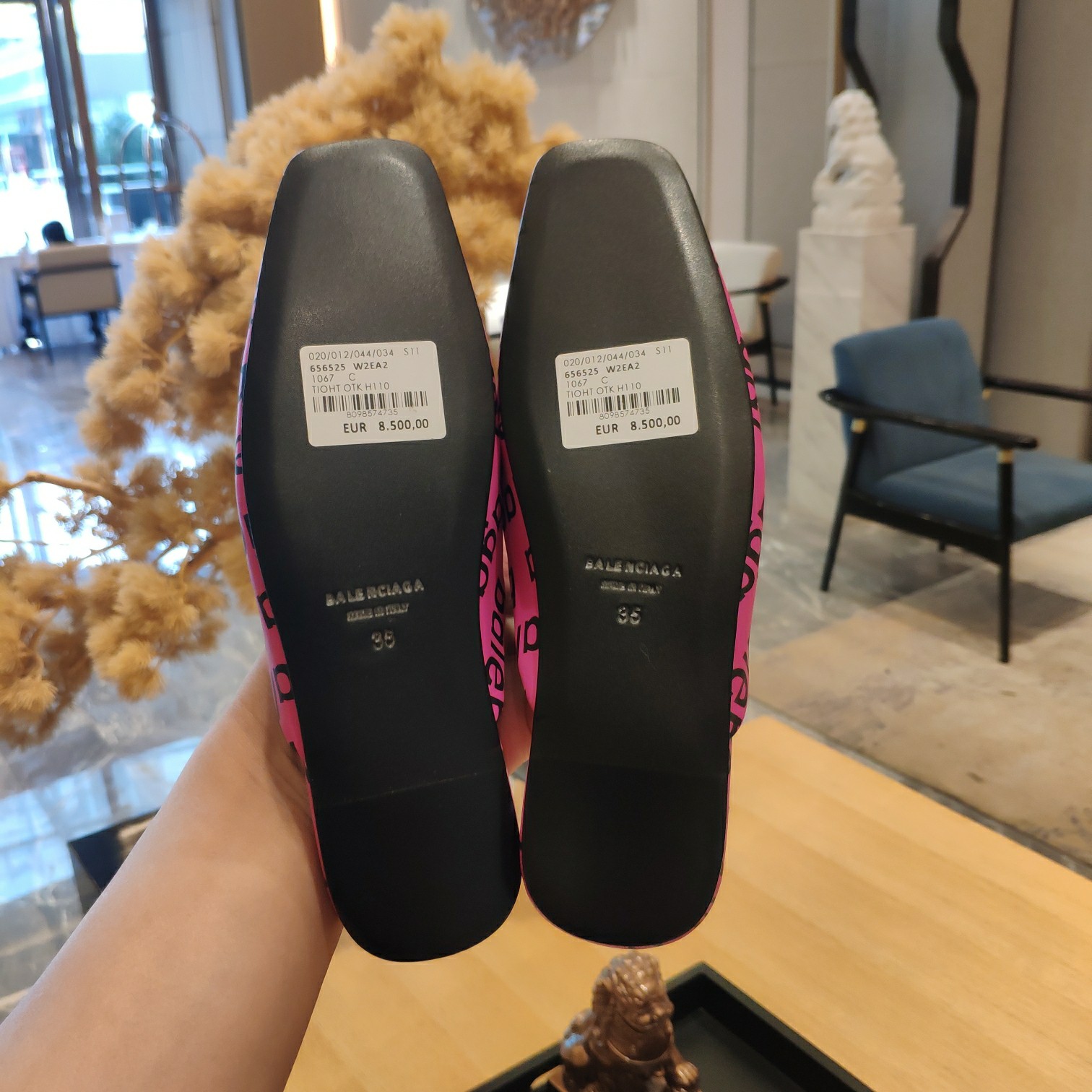 Balenciaga Logo  Leather Backless Loafers - DesignerGu