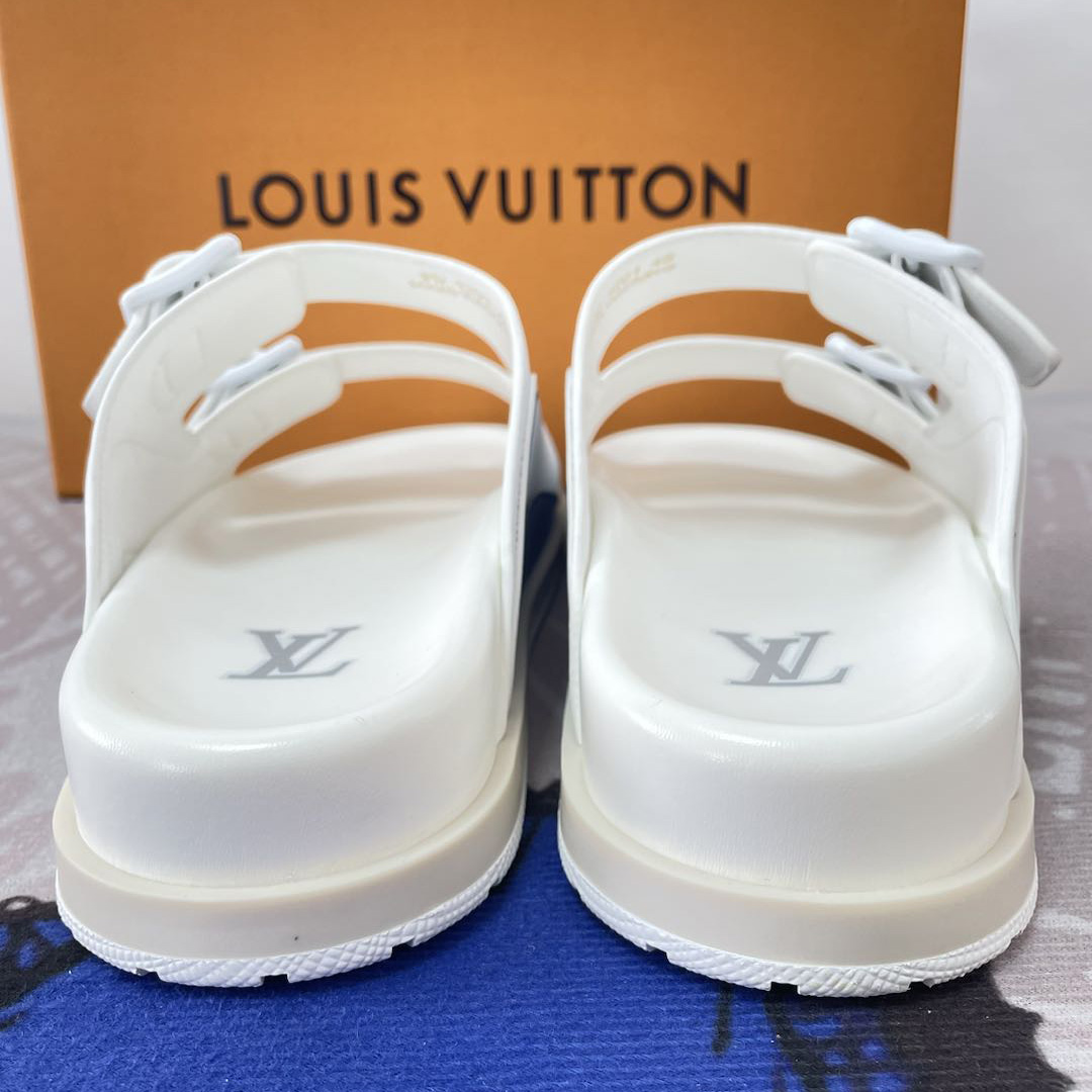 Louis Vuitton Men's Trainer Slippers - DesignerGu