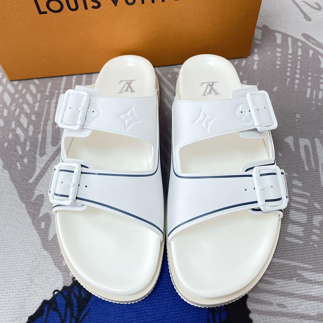 Louis Vuitton Men's Trainer Slippers - DesignerGu