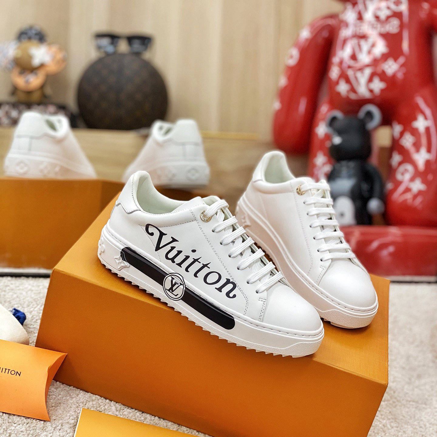 Louis Vuitton Logo Sneaker - DesignerGu