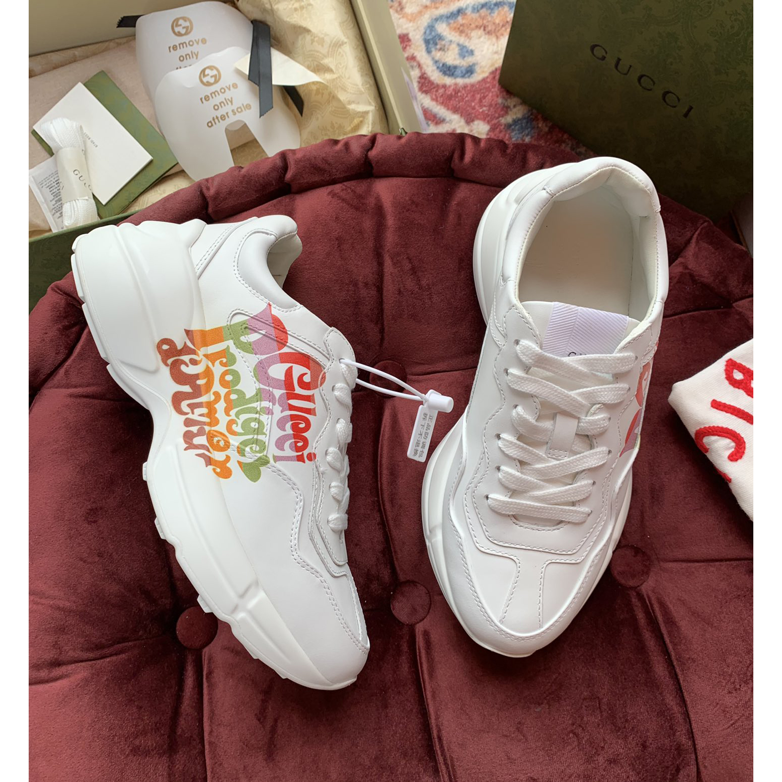 Gucci Men's Rhyton Sneaker In White - DesignerGu