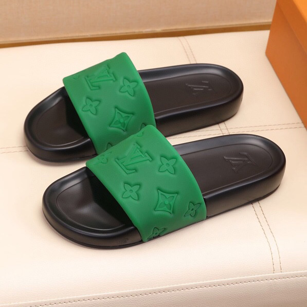 Louis Vuitton Monogram Slippers - DesignerGu