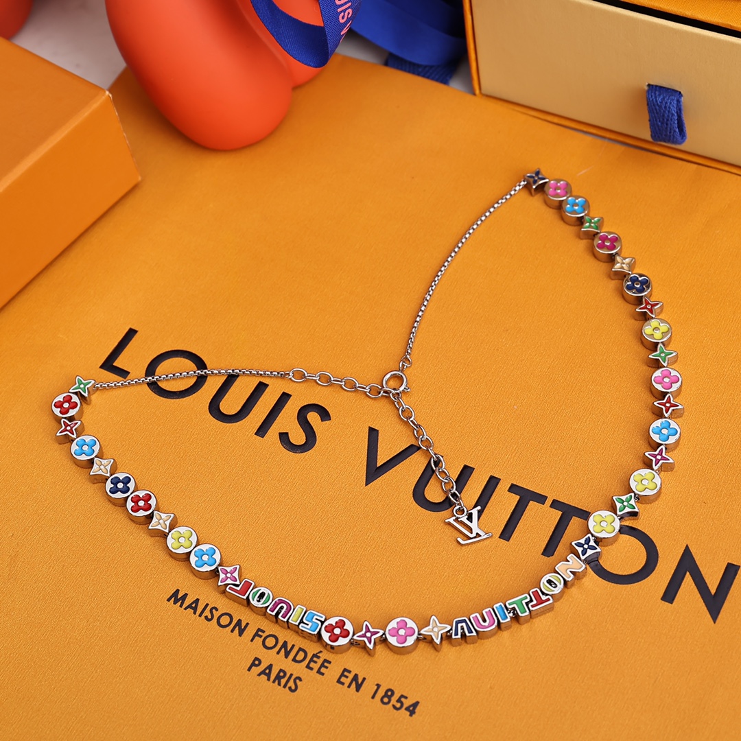 Louis Vuitton MP3281 Monogram Party Necklace - DesignerGu