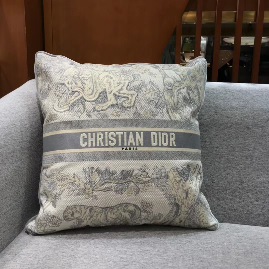 Dior Pillow - DesignerGu