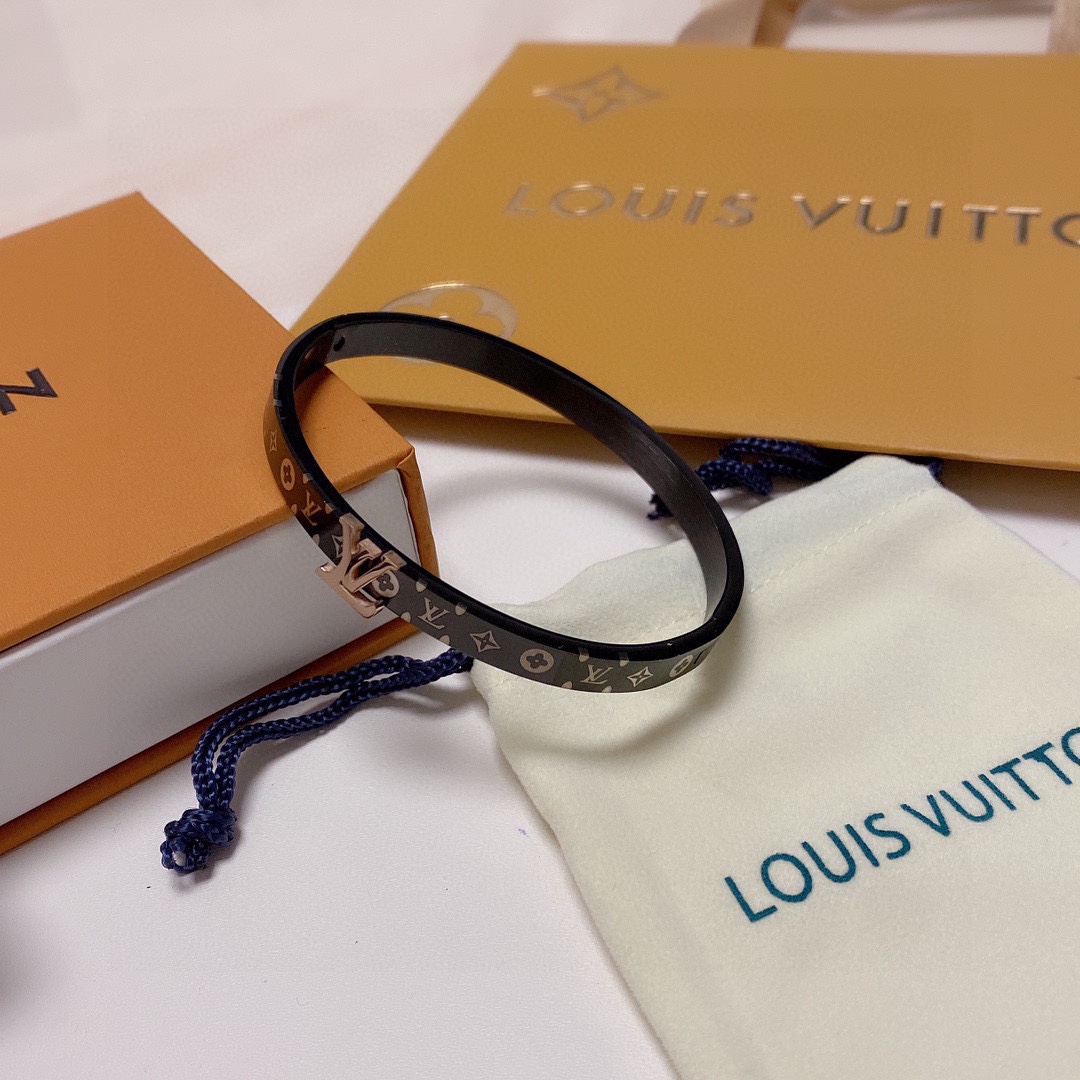 Louis Vuitton Monogram Bracelet - DesignerGu