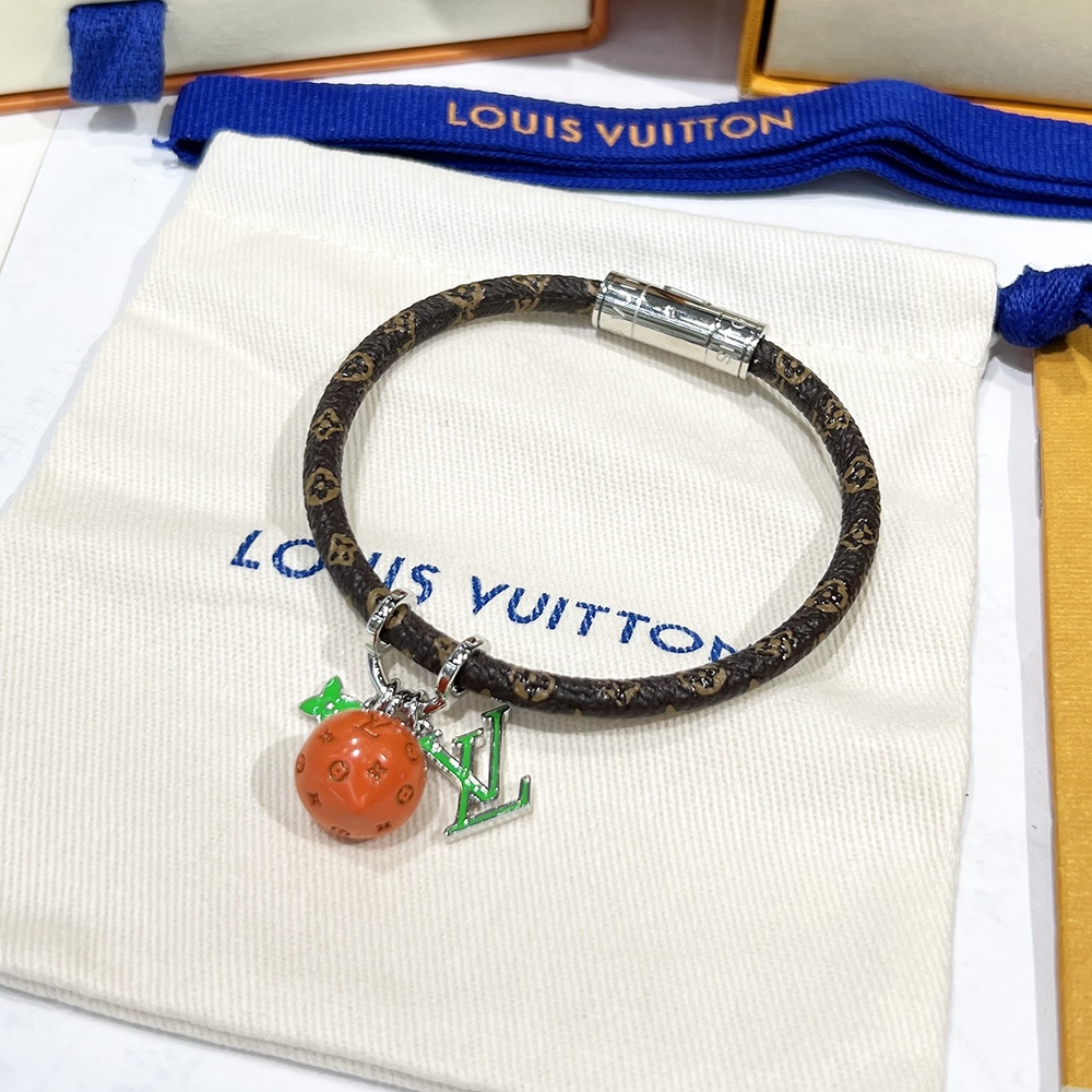 Louis Vuitton Hang It LV Fruits Bracelet - DesignerGu