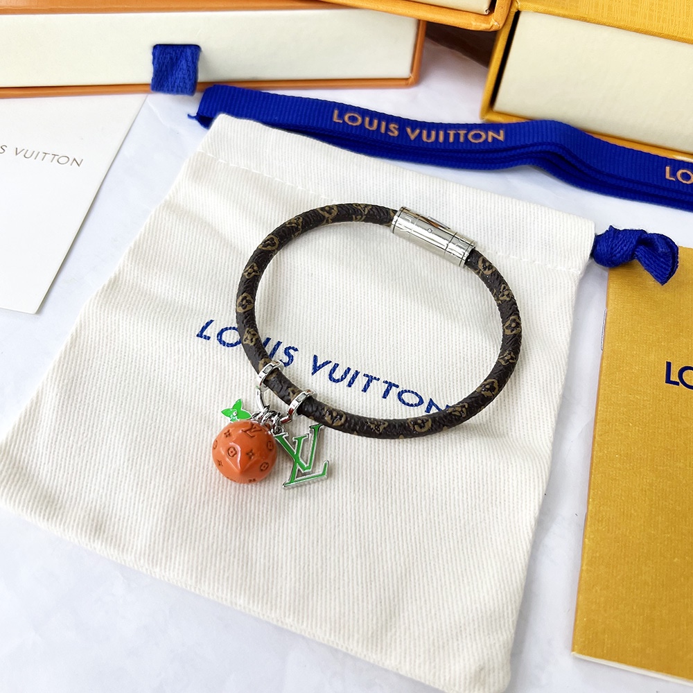 Louis Vuitton Hang It LV Fruits Bracelet - DesignerGu