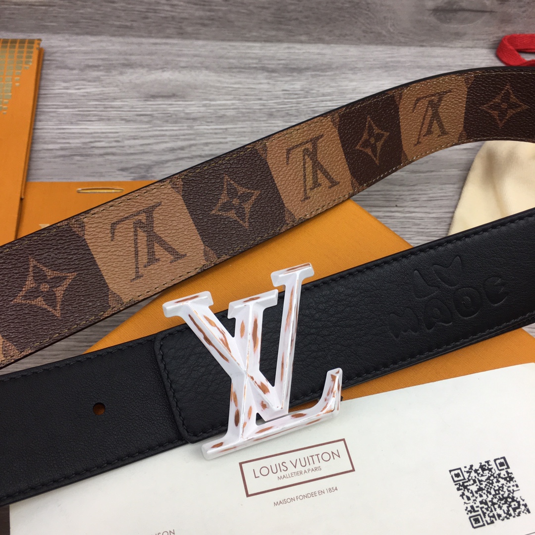 Louis Vuitton Squared LV 40mm Belt - DesignerGu