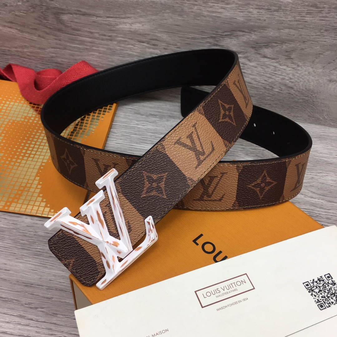 Louis Vuitton Squared LV 40mm Belt - DesignerGu