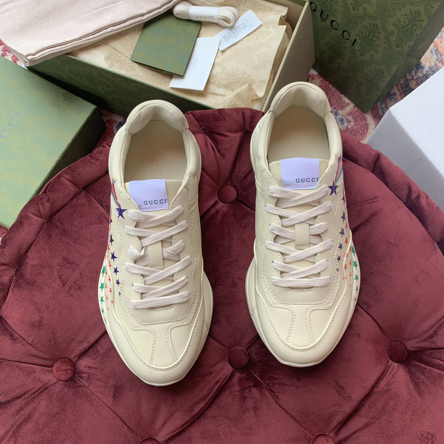 Gucci Men's Rhyton Sneaker In White - DesignerGu