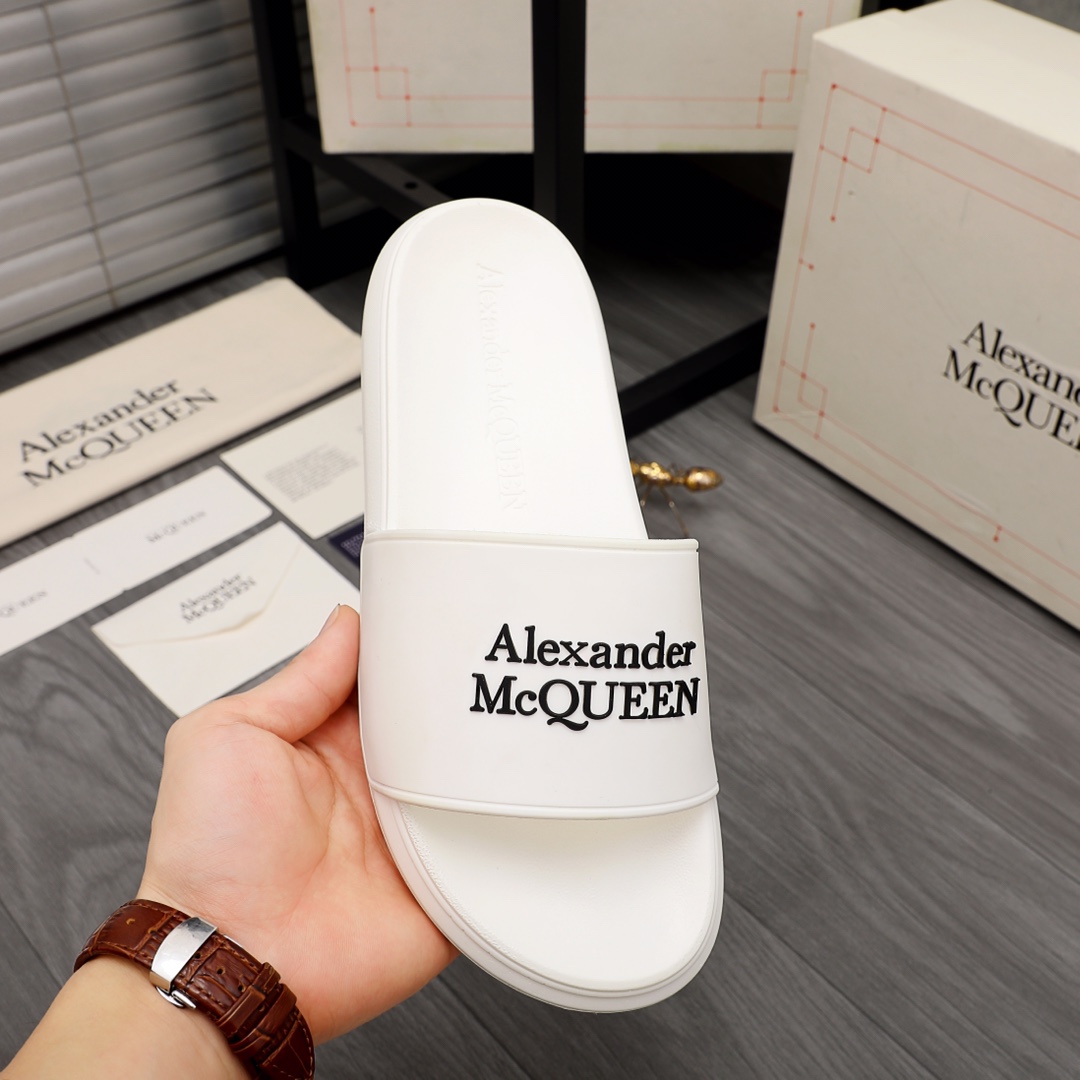 Alexander Mqueen Logo Slipper - DesignerGu