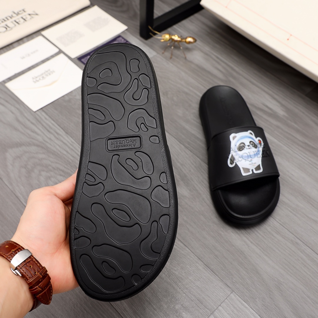 Alexander Mqueen Logo Slipper - DesignerGu