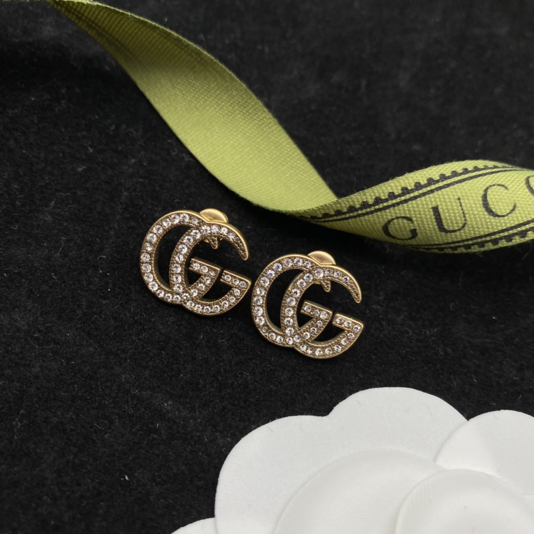 Gucci GG Full Drill Earrings  - DesignerGu