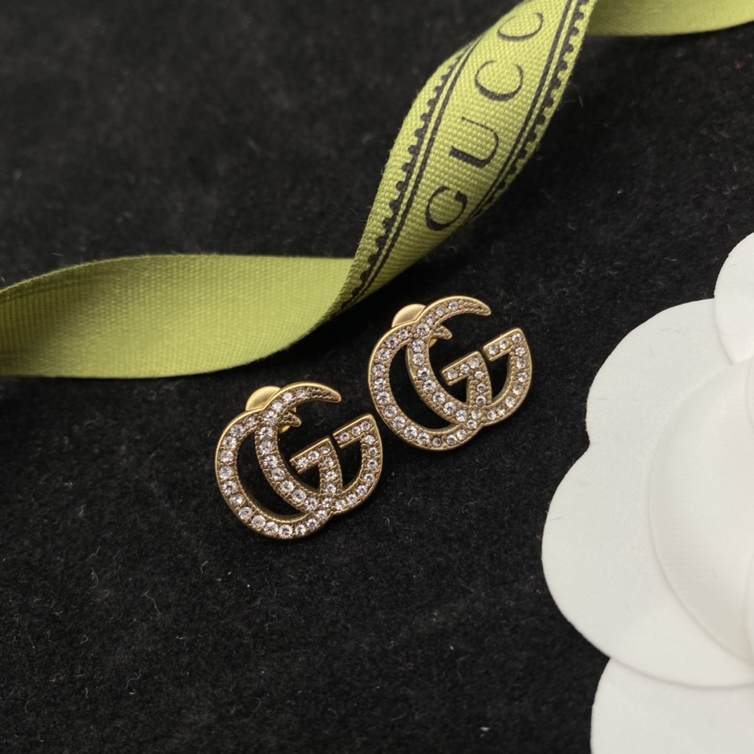 Gucci GG Full Drill Earrings  - DesignerGu