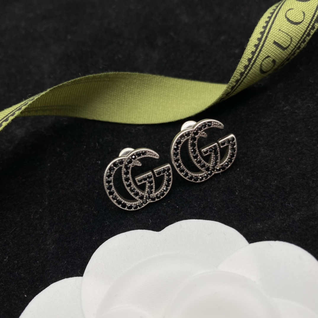 Gucci GG Full Drill Earrings  - DesignerGu