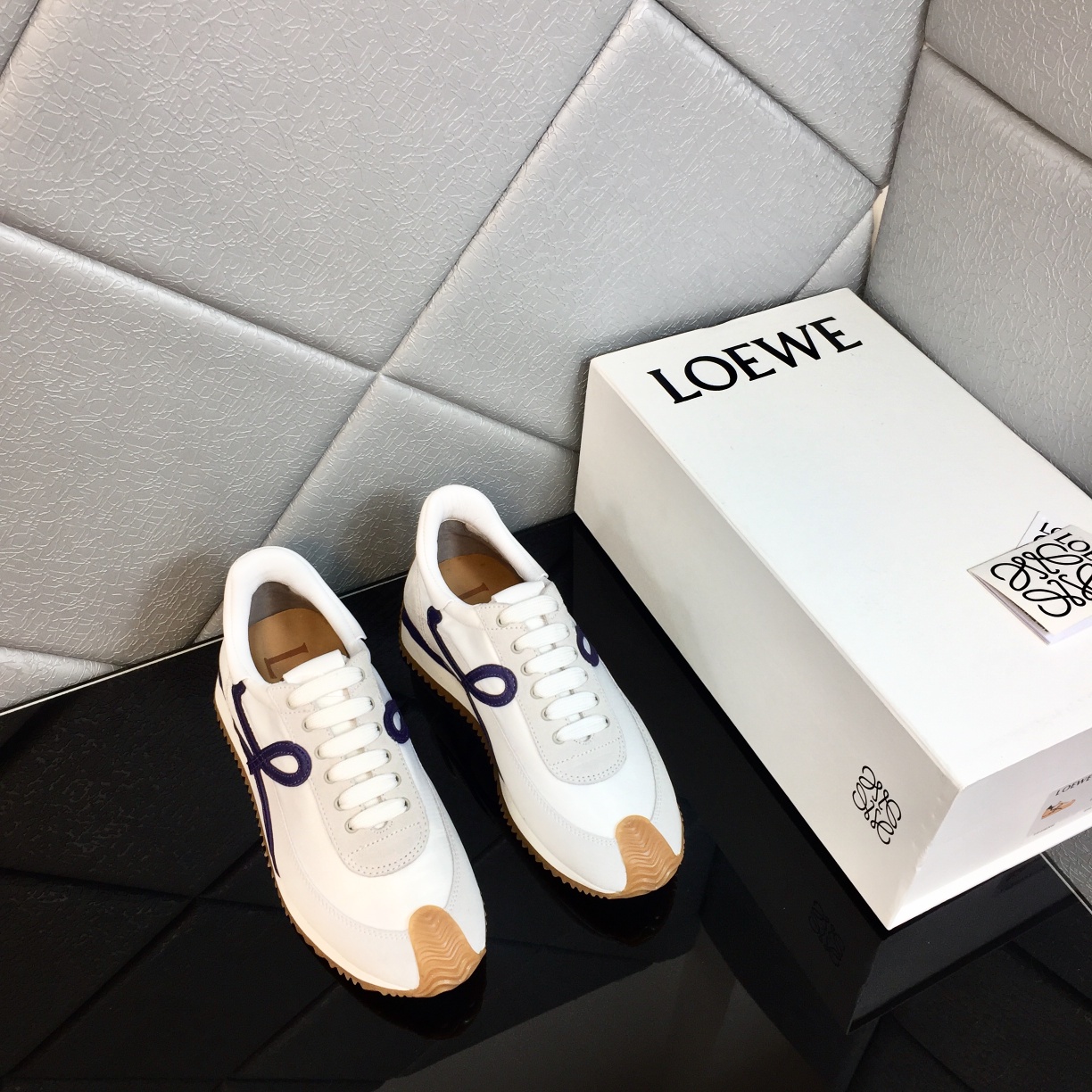 Loewe Flow Runner In Calfskin - DesignerGu