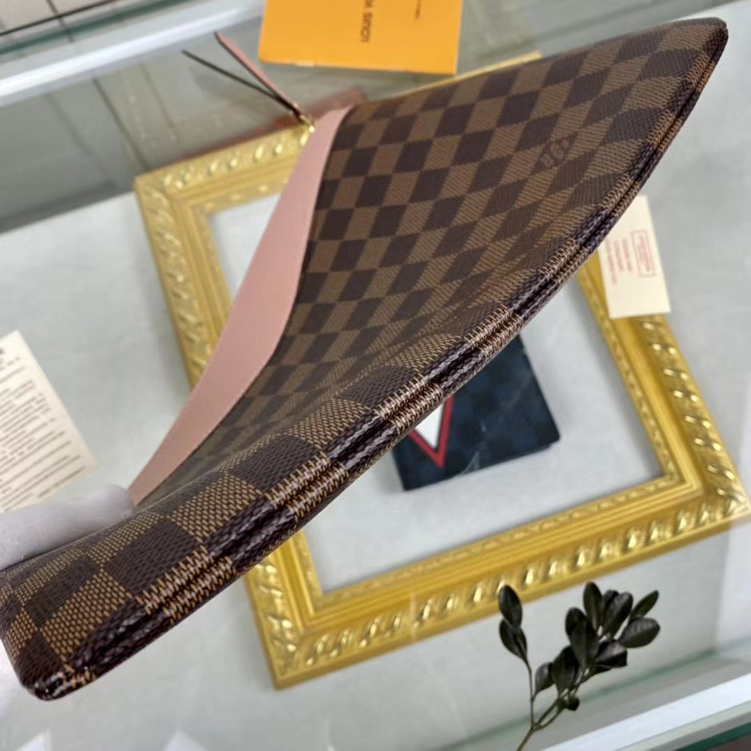 Louis Vuitton Victorine Wallet（29-21-1.5CM） - DesignerGu