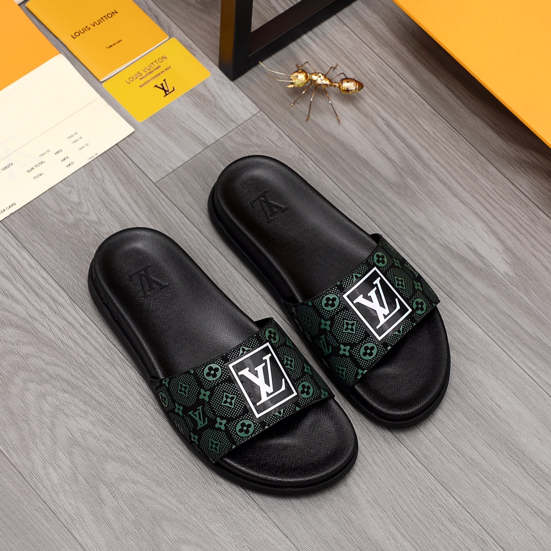 Louis Vuitton Monogram Slippers - DesignerGu