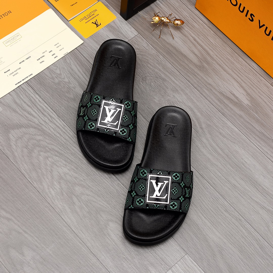 Louis Vuitton Monogram Slippers - DesignerGu