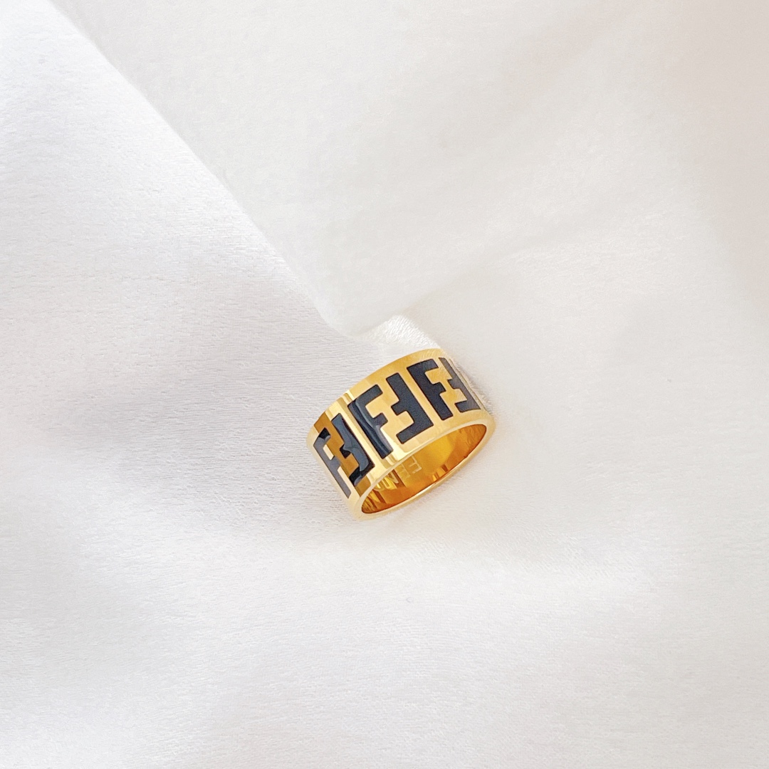 Fendi Ring - DesignerGu