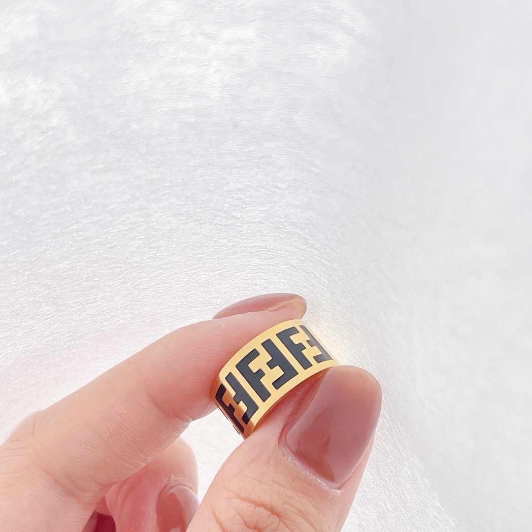 Fendi Ring - DesignerGu