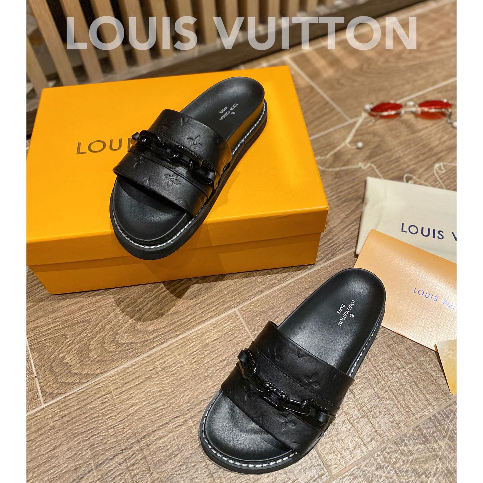 Louis Vuitton Monogram Slipper - DesignerGu