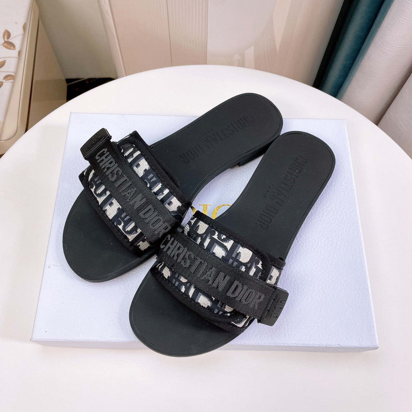 Dior Women Slides - DesignerGu