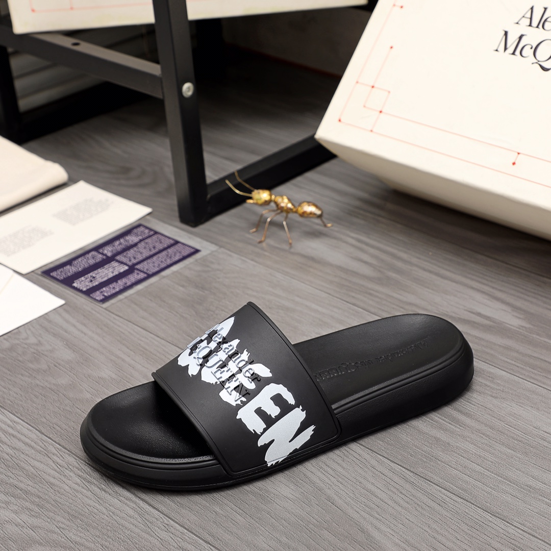 Alexander Mqueen Logo Slipper - DesignerGu