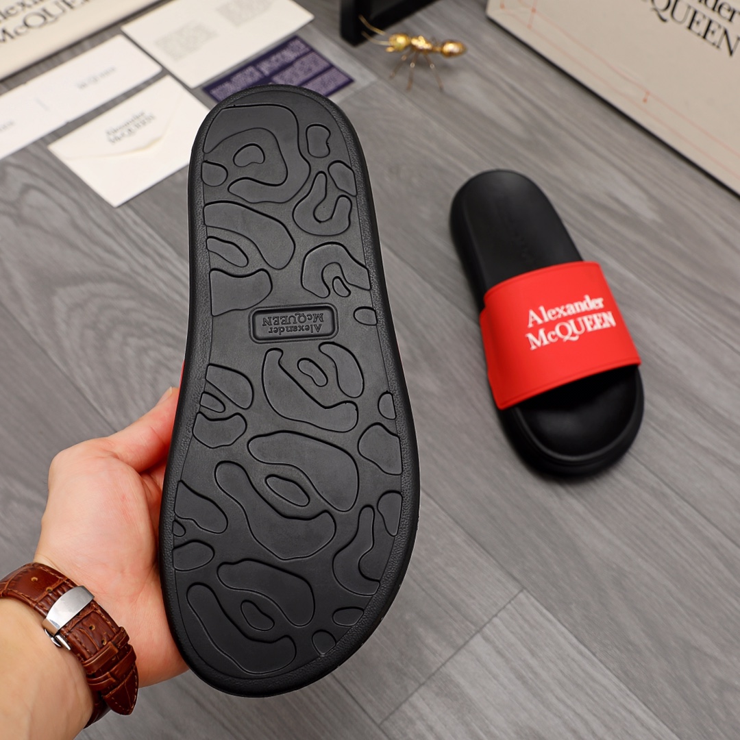 Alexander Mqueen Logo Slipper - DesignerGu