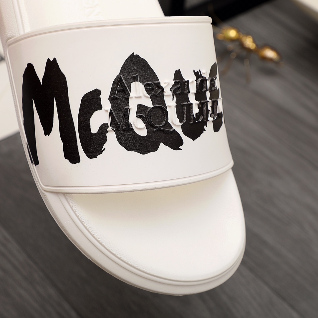 Alexander Mqueen Logo Slipper - DesignerGu