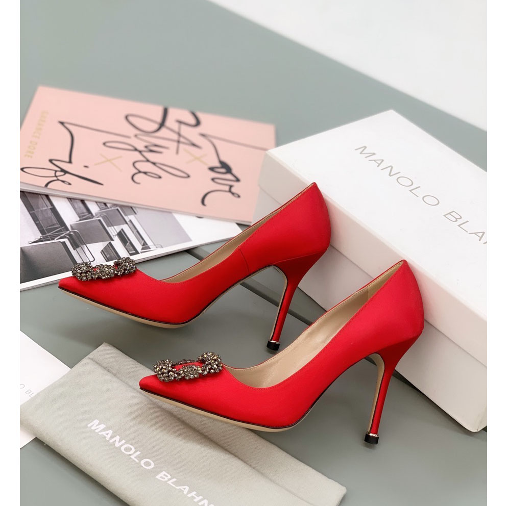 Manolo Blahnik Red Hangisi Pumps With Buckle - DesignerGu