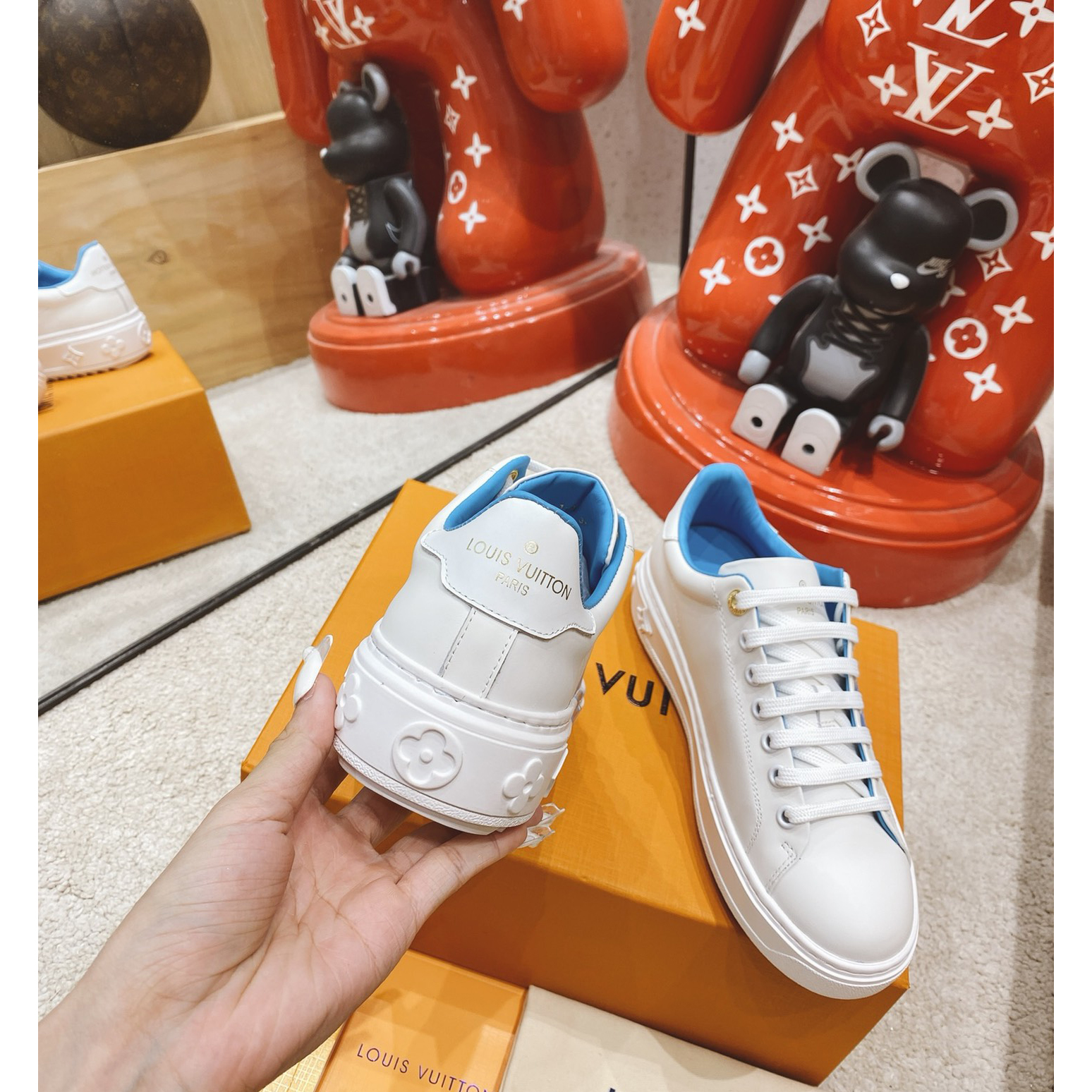 Louis Vuitton Logo Sneaker - DesignerGu