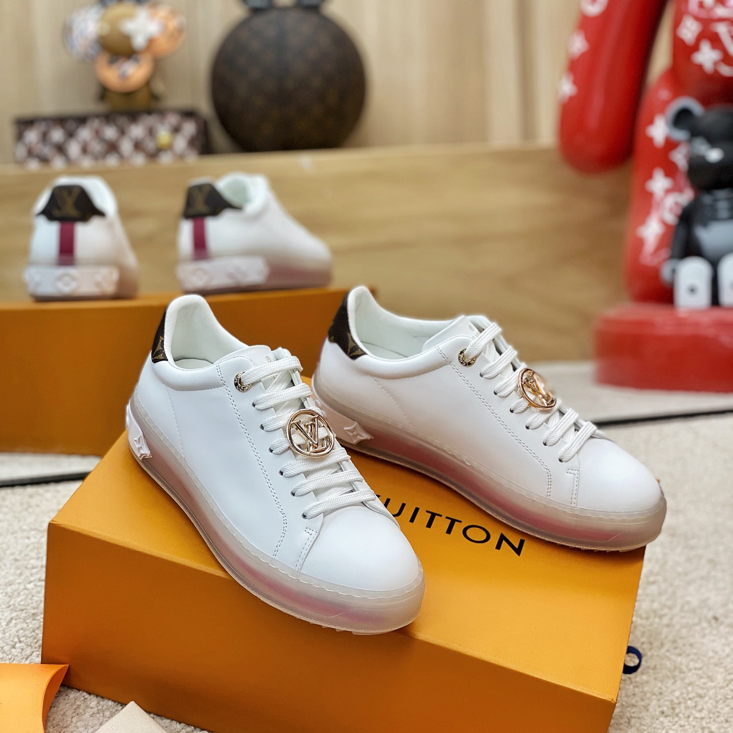 Louis Vuitton Logo Transparent Sole Sneaker  - DesignerGu