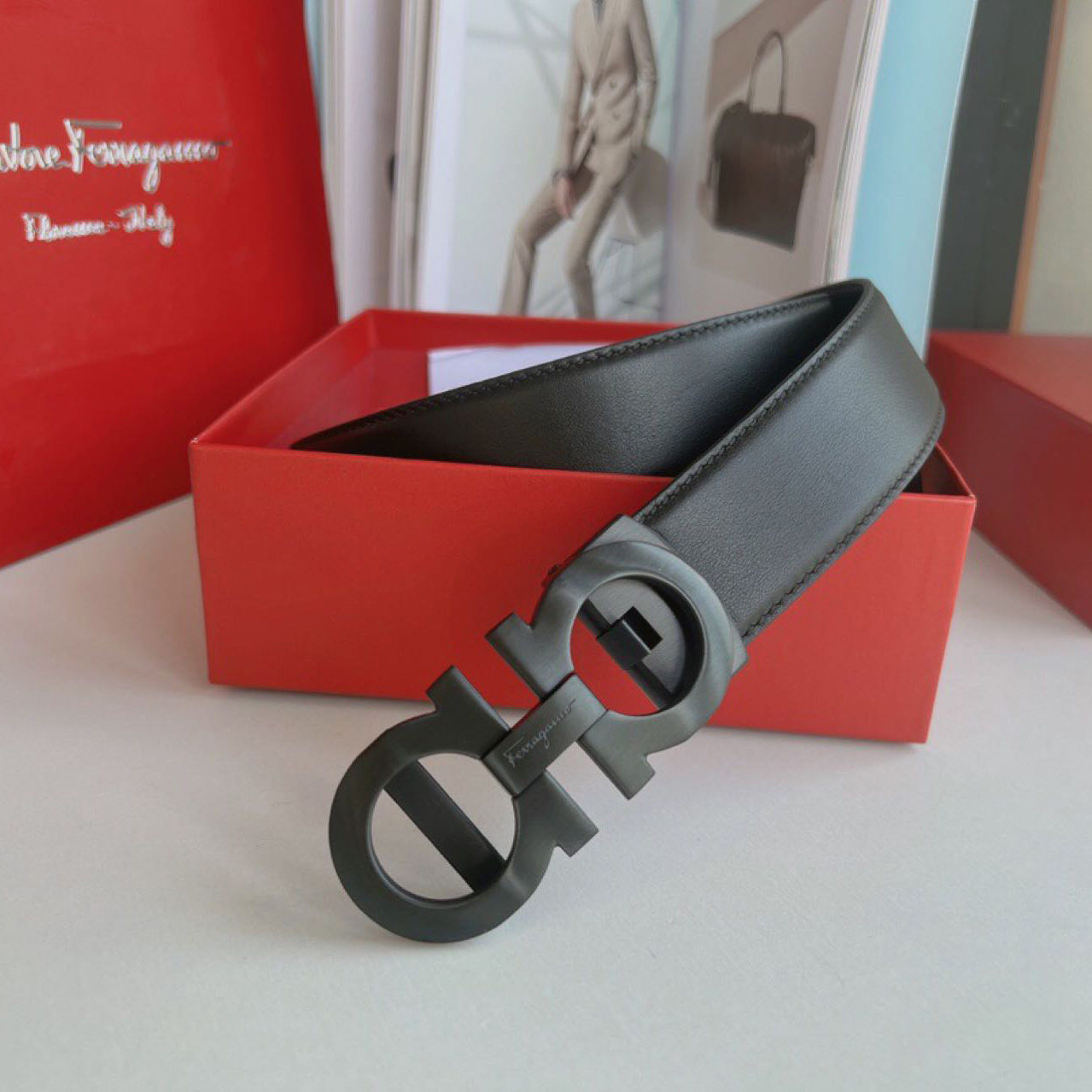 Ferragamo Black Leather Belt - DesignerGu