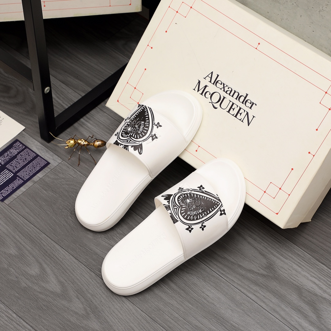 Alexander Mqueen Logo Slipper - DesignerGu