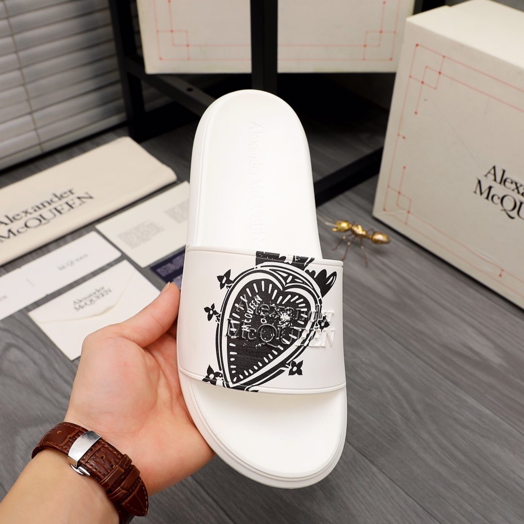 Alexander Mqueen Logo Slipper - DesignerGu