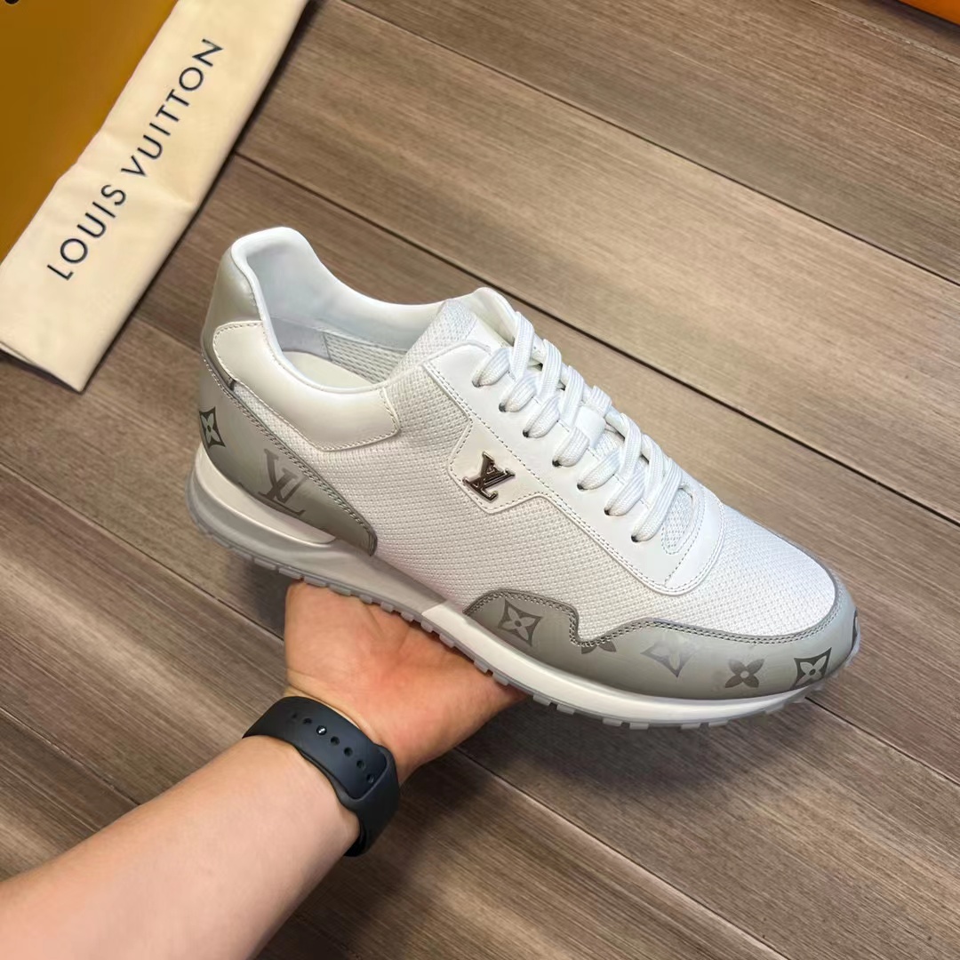 Louis Vuitton Logo Sneaker - DesignerGu