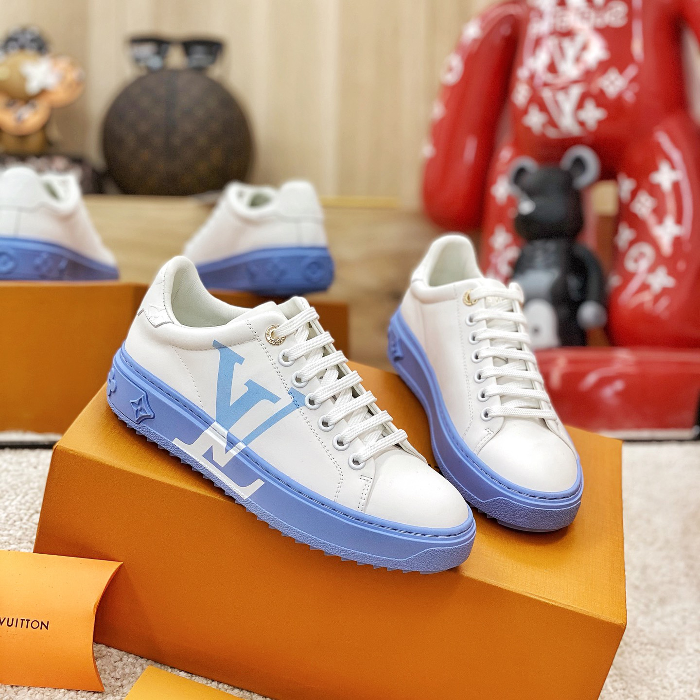 Louis Vuitton Charlie  Sneaker - DesignerGu