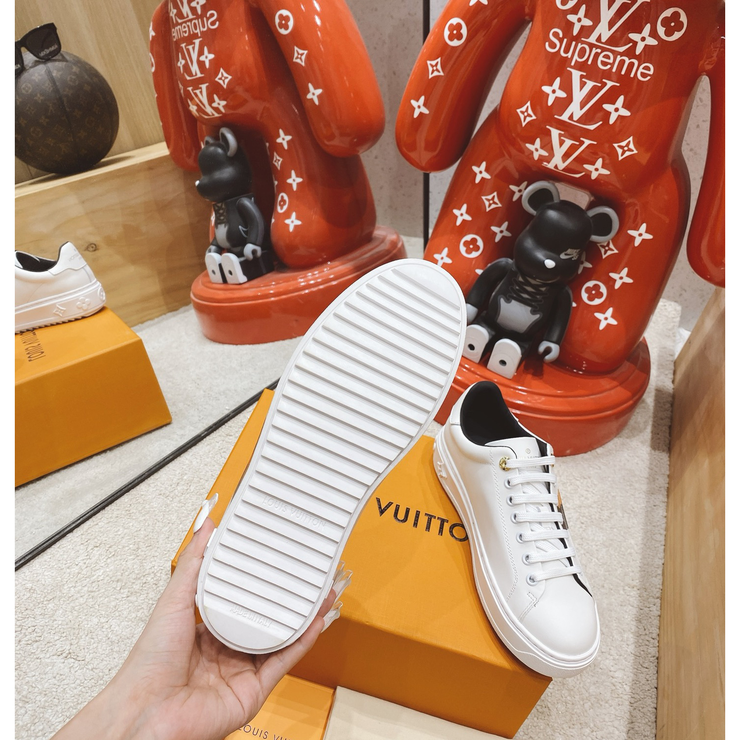 Louis Vuitton Logo Sneaker - DesignerGu