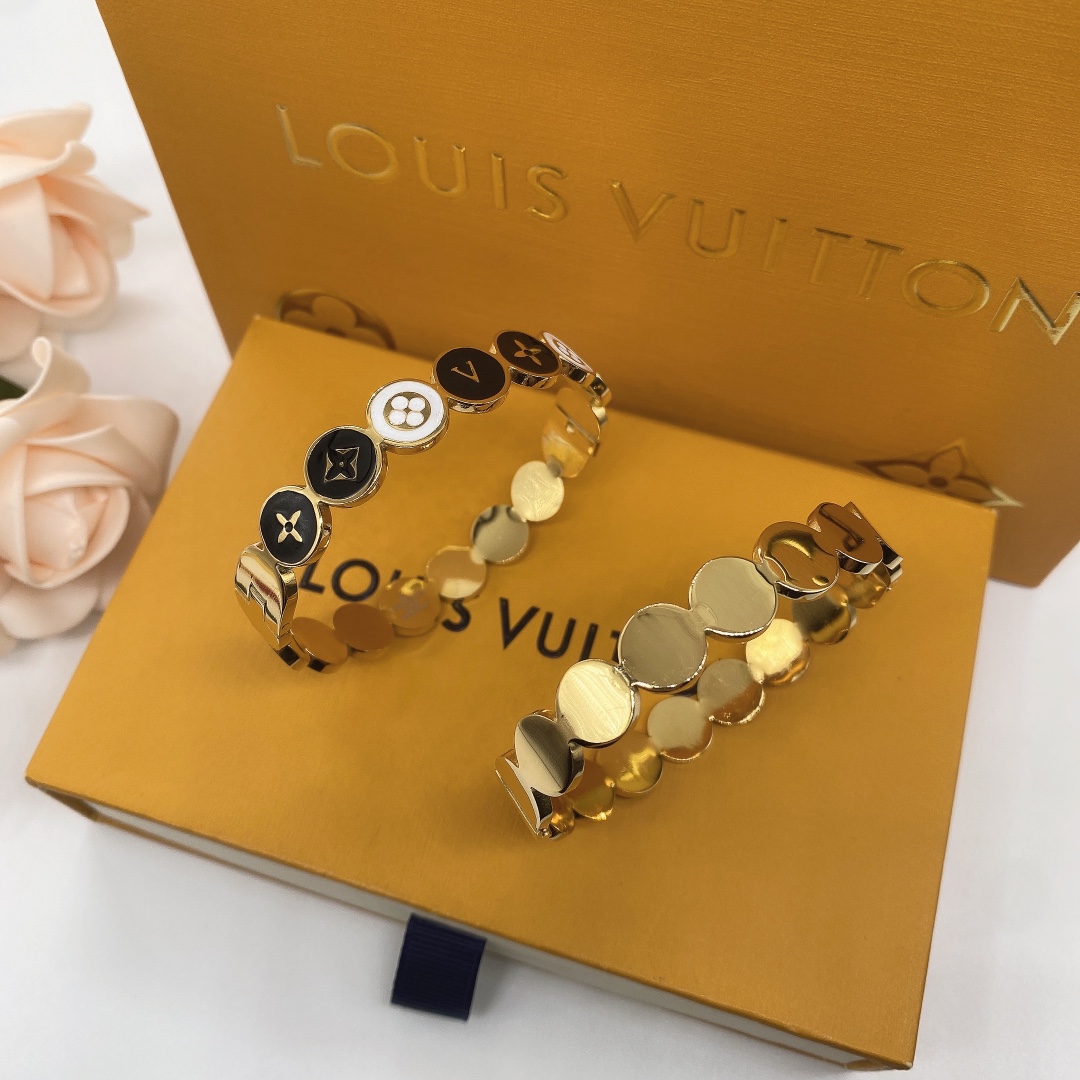 Louis Vuitton 'LV' Bracelet - DesignerGu