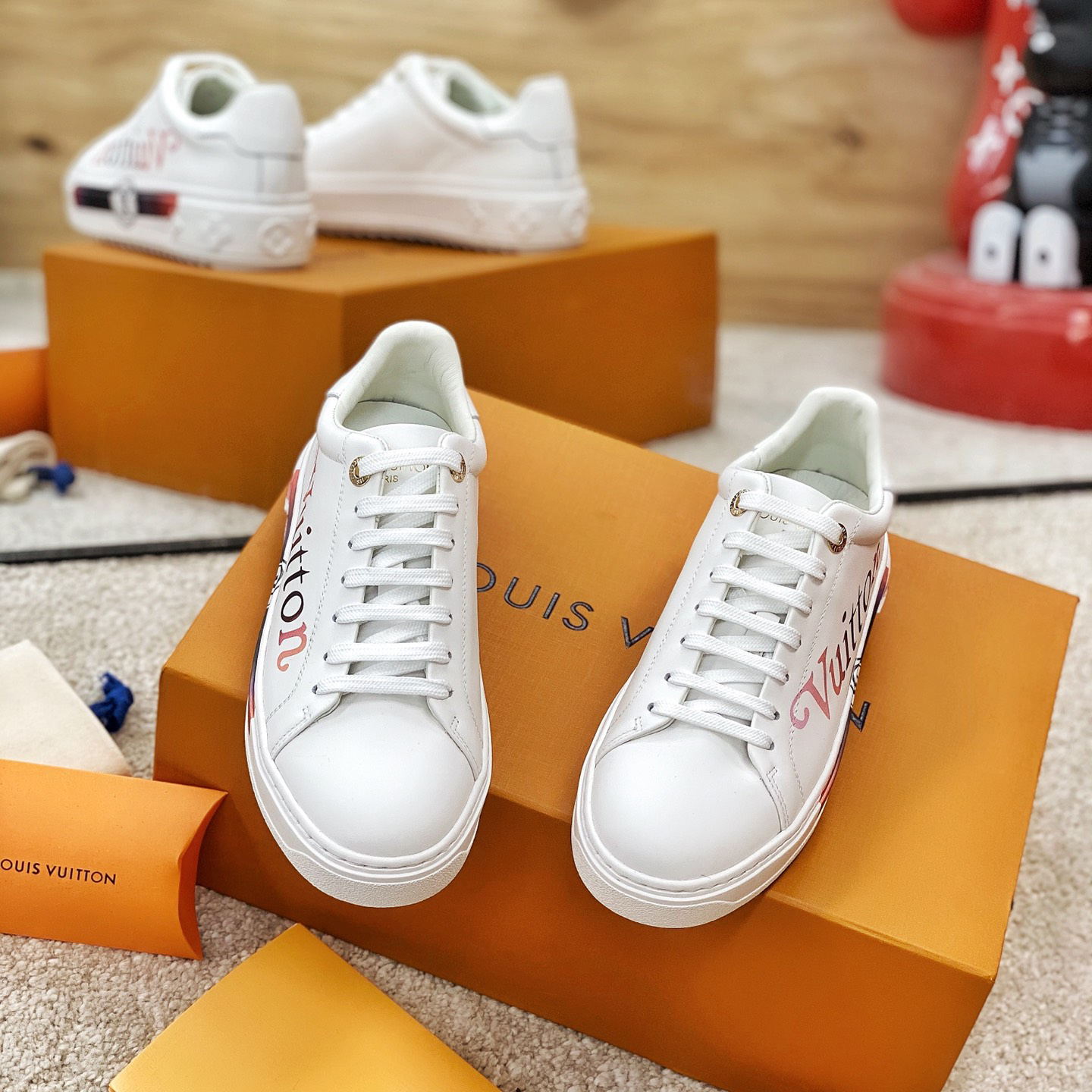 Louis Vuitton Logo Sneaker - DesignerGu