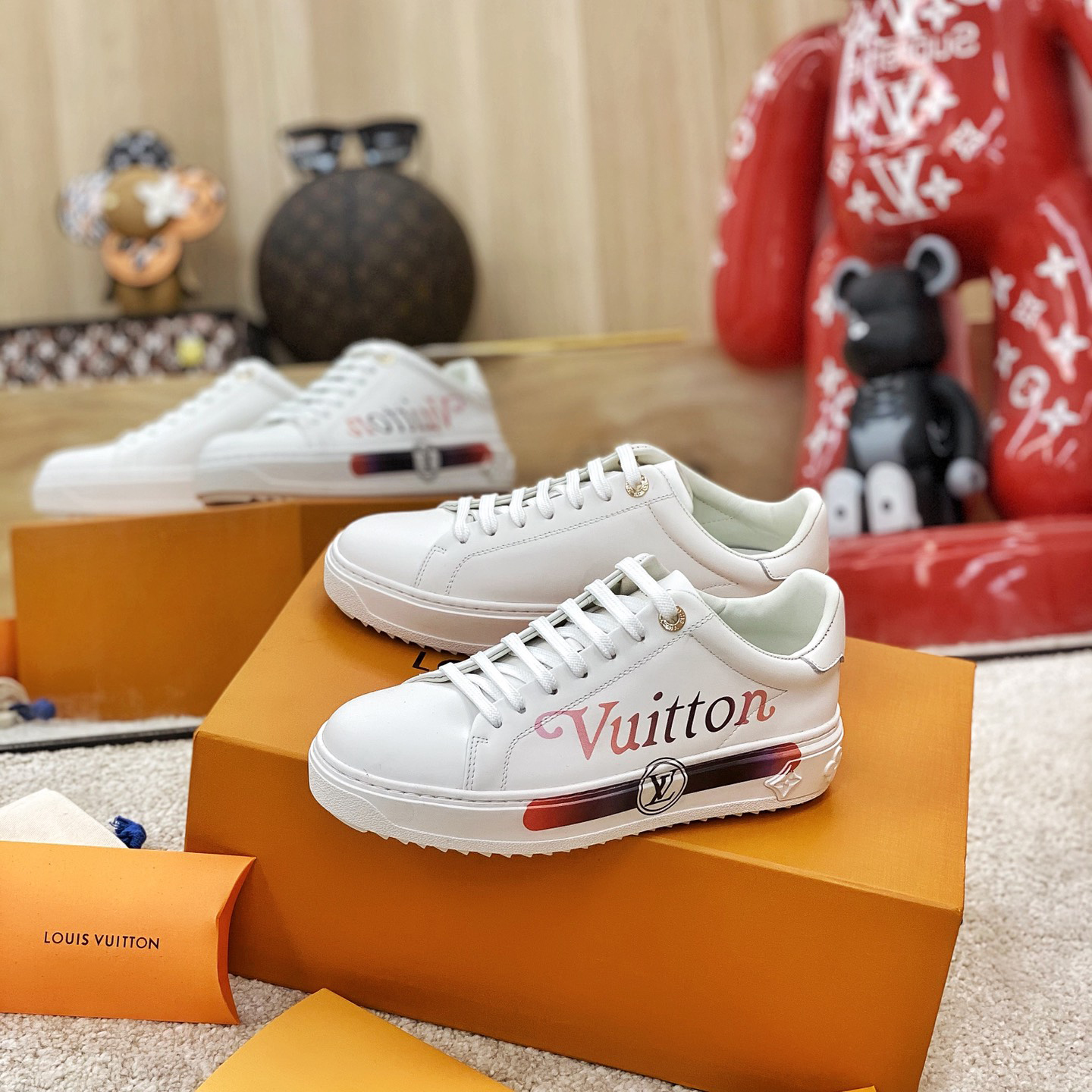 Louis Vuitton Logo Sneaker - DesignerGu