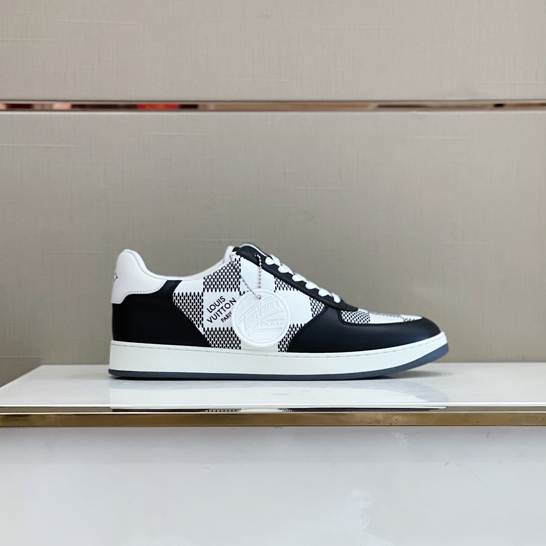 Louis Vuitton Men's Rivoli Sneaker - DesignerGu