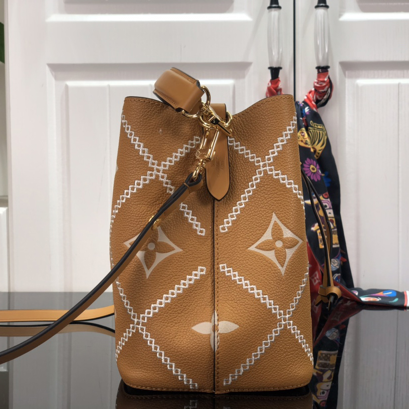 Louis Vuitton Monogram Bucket Bag （20*20*13cm） - DesignerGu