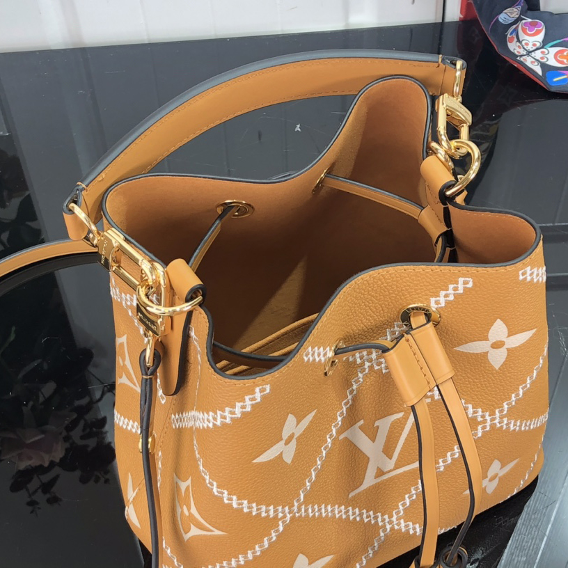 Louis Vuitton Monogram Bucket Bag （20*20*13cm） - DesignerGu