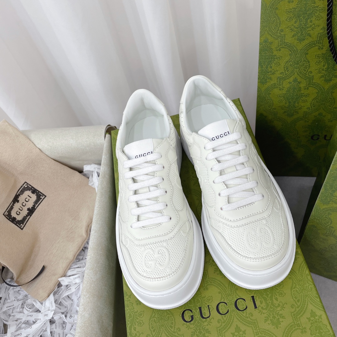 Gucci GG Chunky B SeriesMen's &Women's Sneakers - DesignerGu